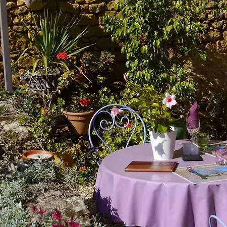 La Borie Du Chevrier * Sainte-Croix-de-Beaumont